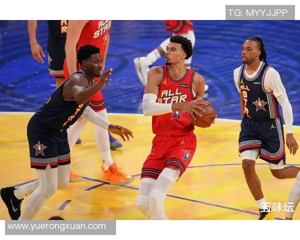 文班亚马法国队首秀狂砍27分震撼意大利引发NBA球探密切关注